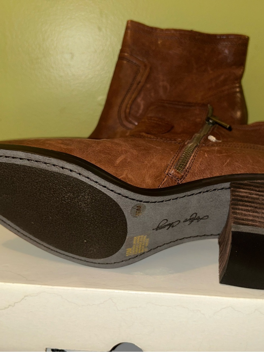 Nine West Women’s Chestnut Brown Zip Ankle Boots